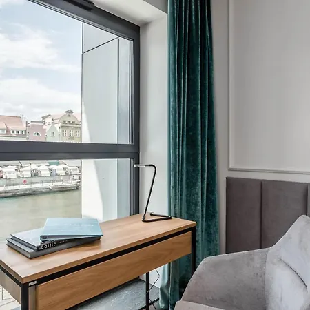 Deo Plaza Luxury Motlawa View By Rent Like Daire Gdansk