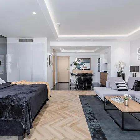 Deo Plaza - W Sercu Gdanska By Rent Like